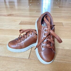 Deer Stags Brown Sneakers